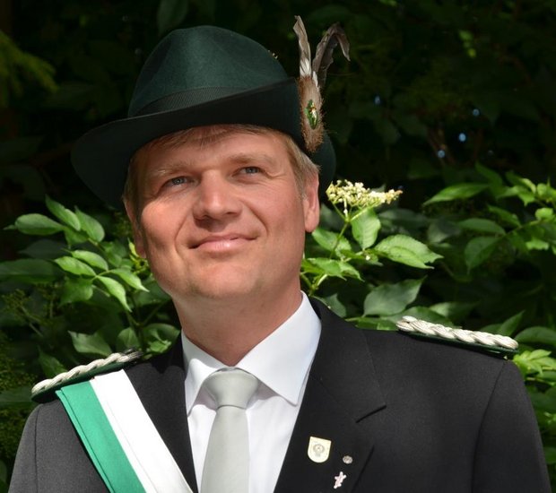 Oberst und Vereinsvorsitzender Meinolf Rath